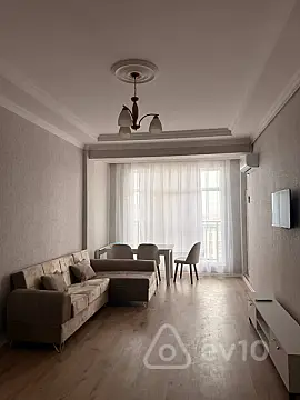 Kirayə verilir 2 otaqlı yeni tikili 65 m²