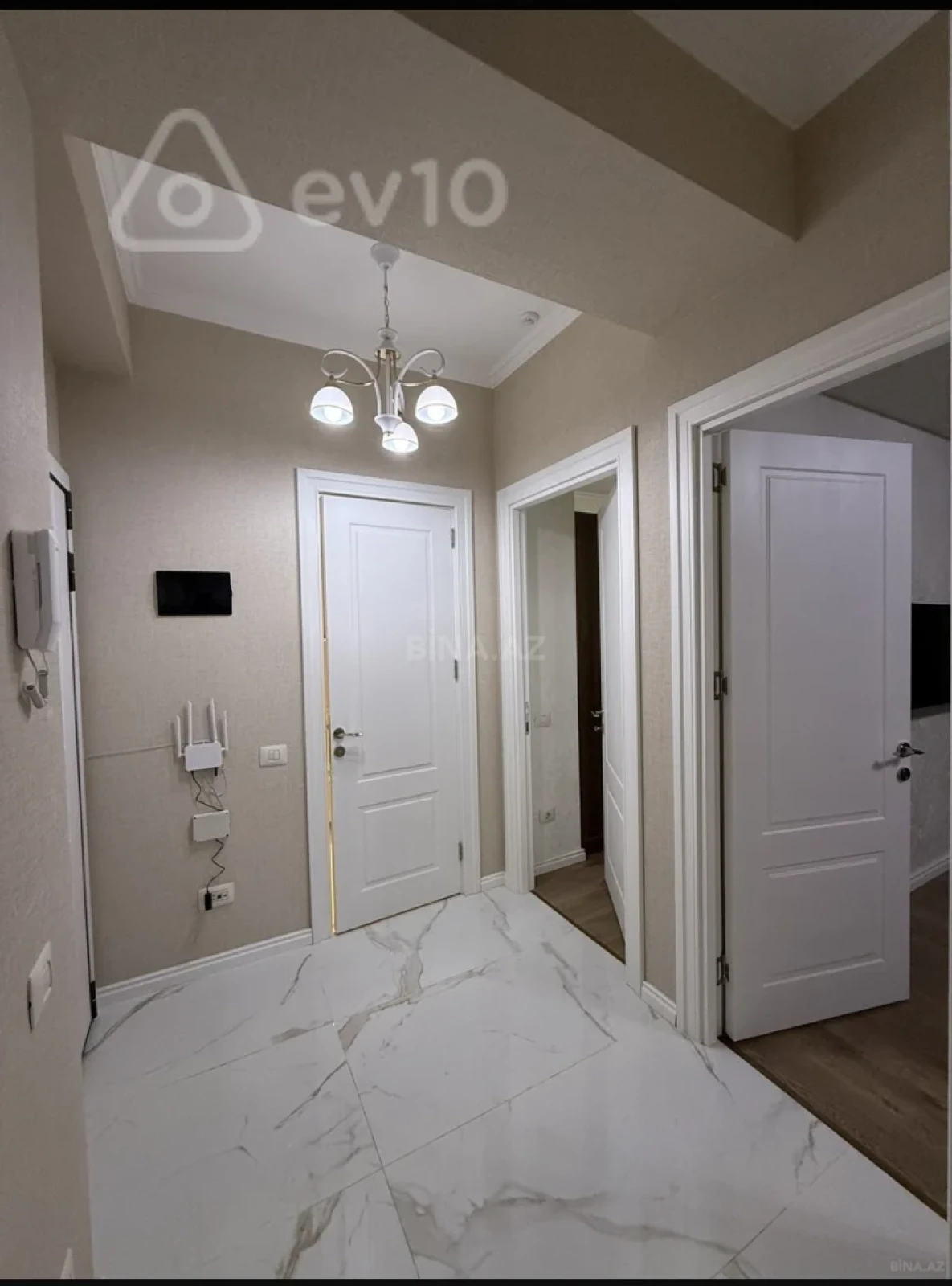 Kirayə verilir 3 otaqlı yeni tikili 60 m²