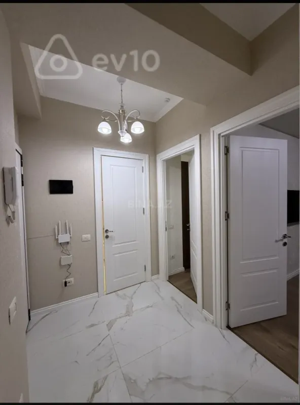 Kirayə verilir 3 otaqlı yeni tikili 60 m²