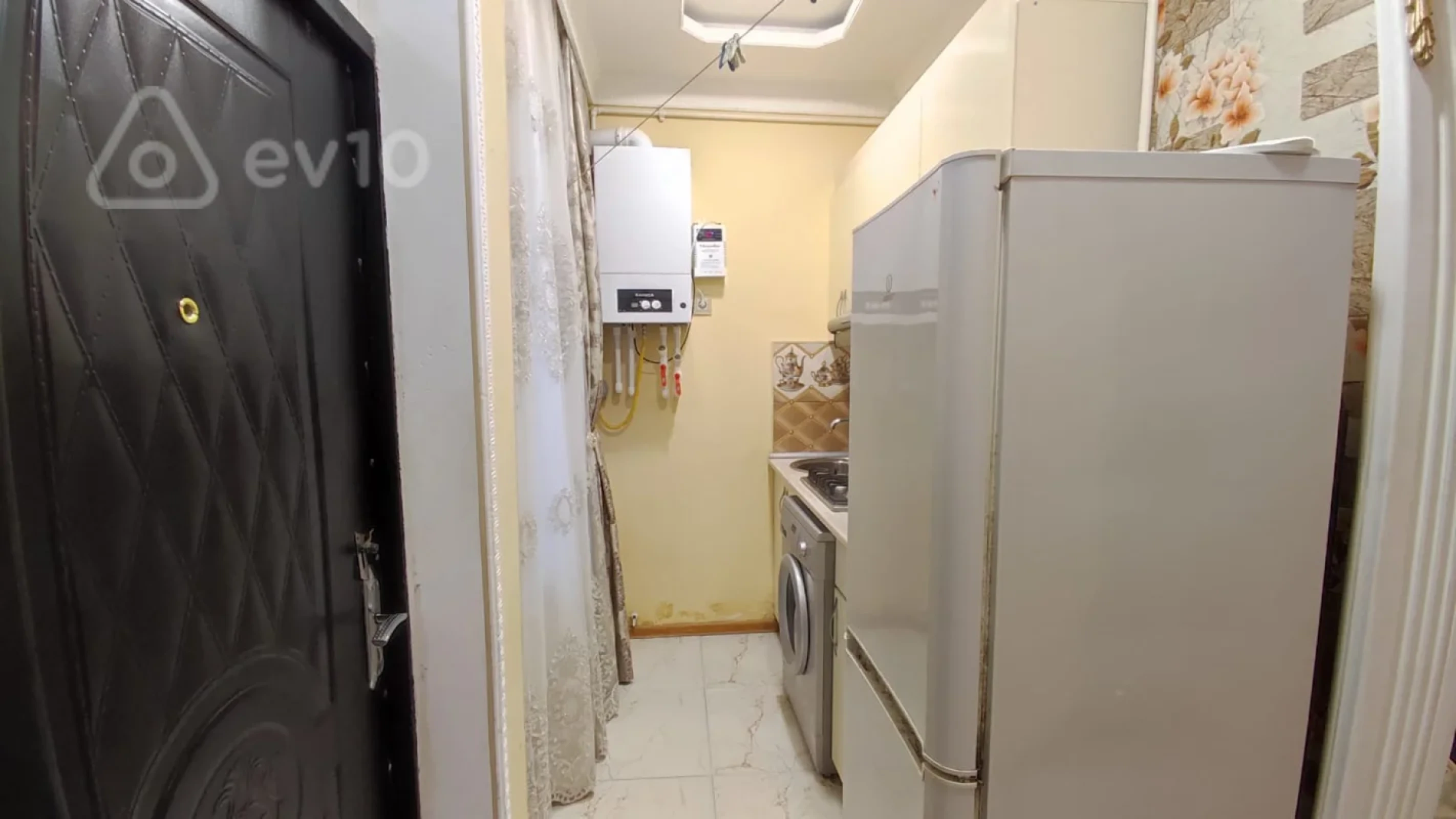 Kirayə verilir 1 otaqlı həyət evi 25 m²