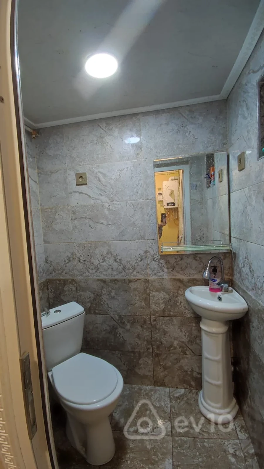 Kirayə verilir 1 otaqlı həyət evi 25 m²