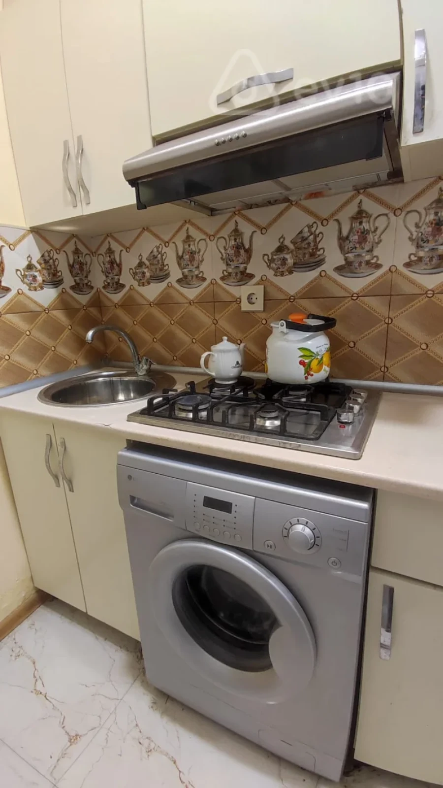 Kirayə verilir 1 otaqlı həyət evi 25 m²