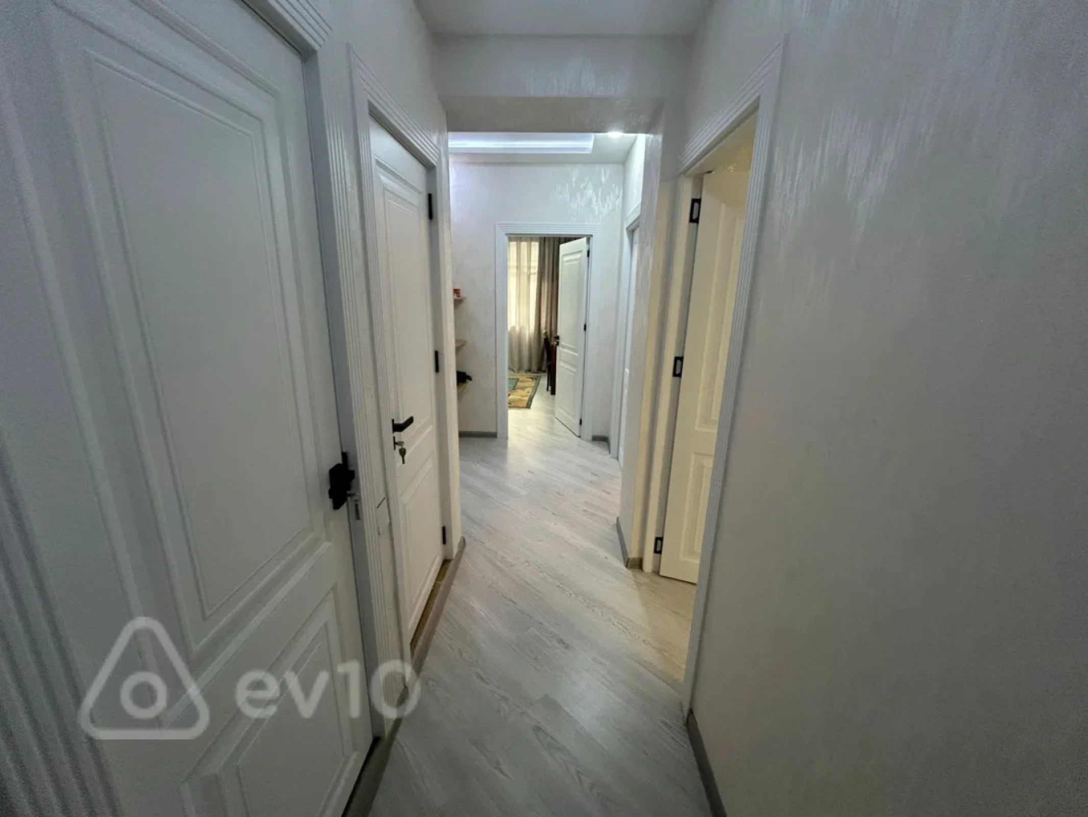 Satılır 3 otaqlı yeni tikili 112 m²