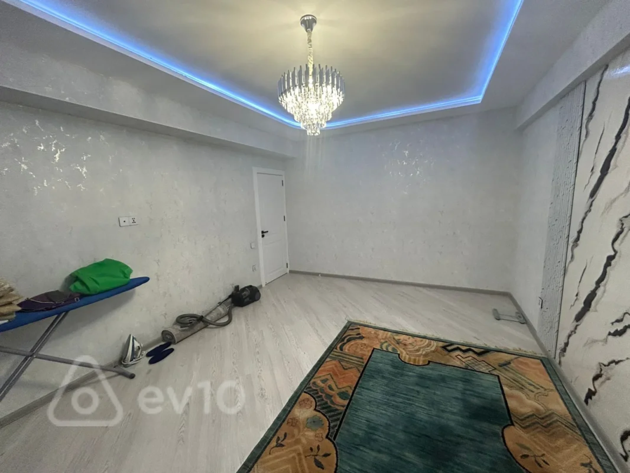 Satılır 3 otaqlı yeni tikili 112 m²