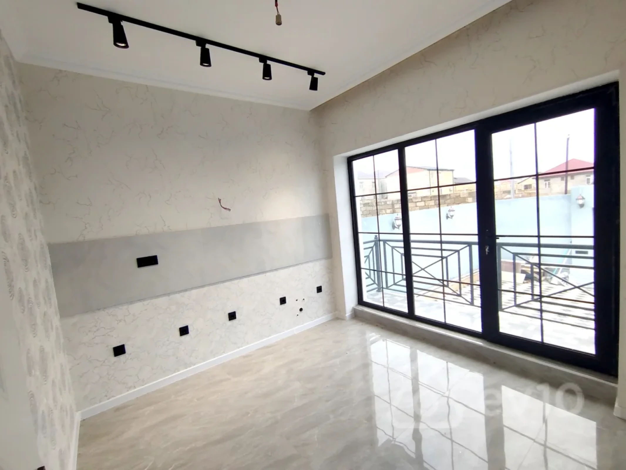 Satılır 4 otaqlı həyət evi 120 m²