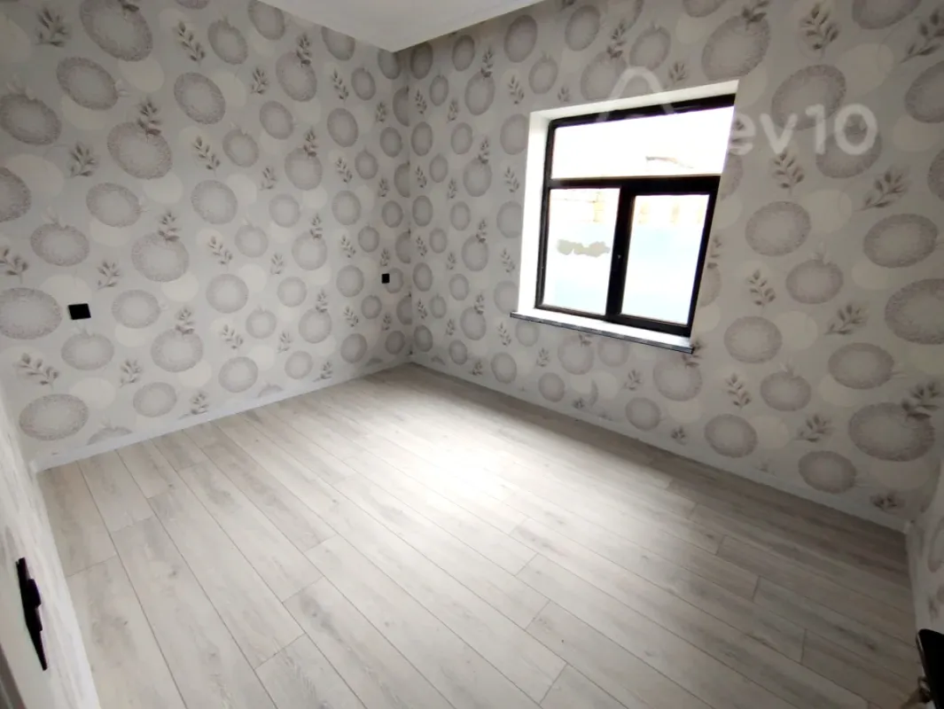 Satılır 4 otaqlı həyət evi 120 m²