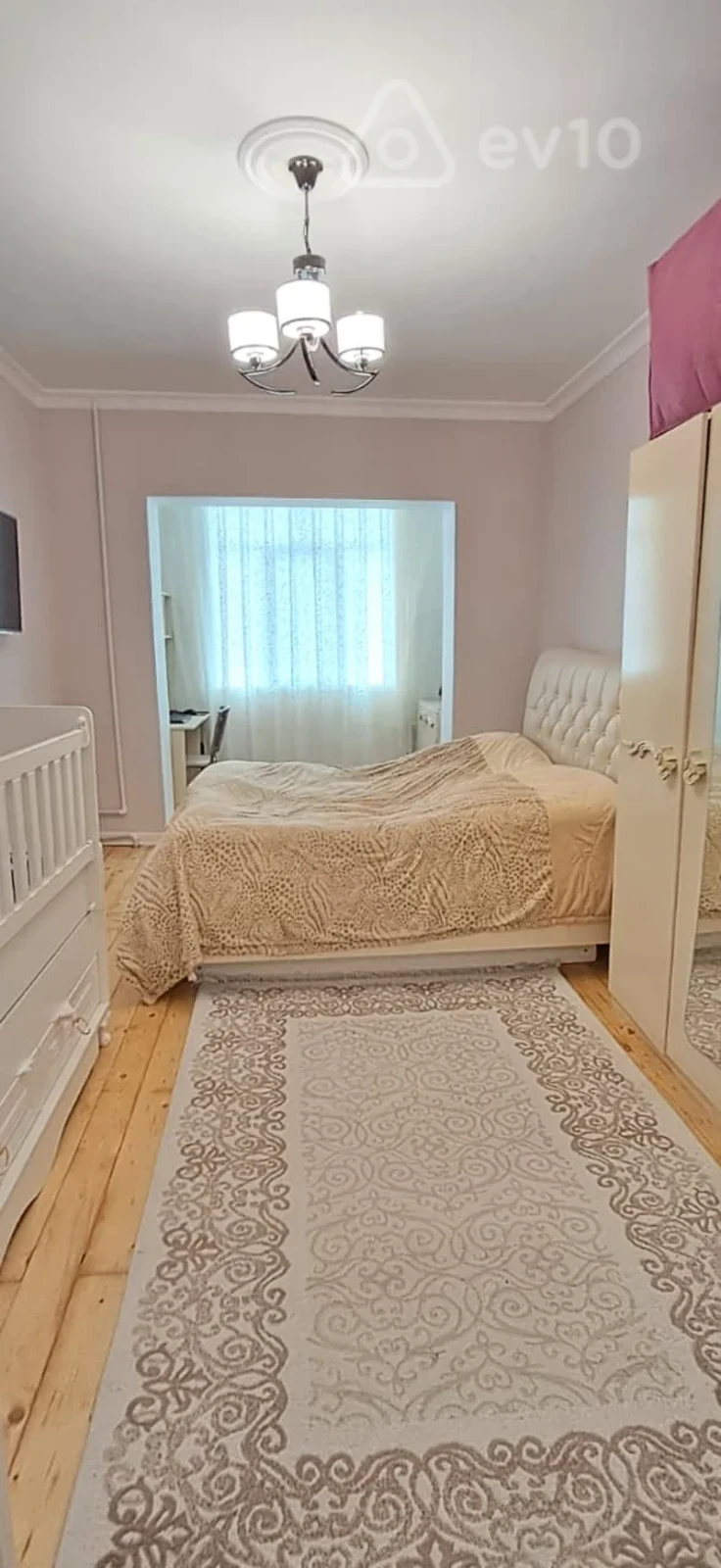 Satılır 2 otaqlı köhnə tikili 57 m²