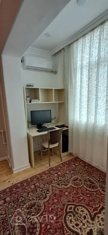 Satılır 2 otaqlı köhnə tikili 57 m²