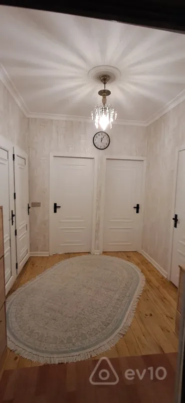 Satılır 2 otaqlı köhnə tikili 57 m²