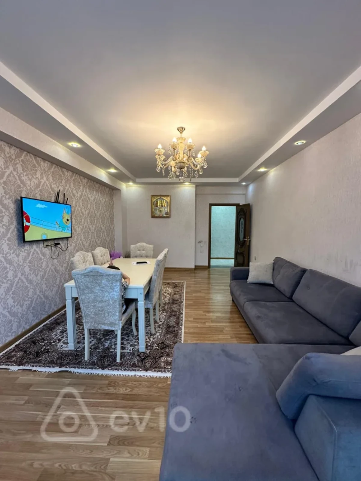 Satılır 3 otaqlı yeni tikili 115 m²
