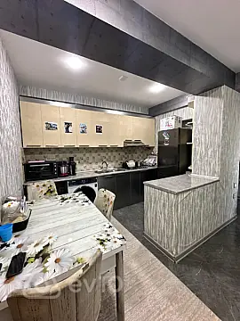 Satılır 3 otaqlı yeni tikili 115 m²