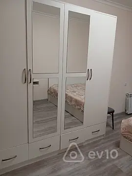 Kirayə verilir 2 otaqlı köhnə tikili 45 m²
