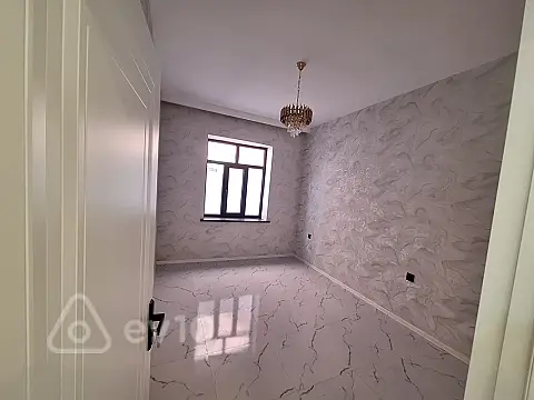 Satılır 4 otaqlı həyət evi 130 m²