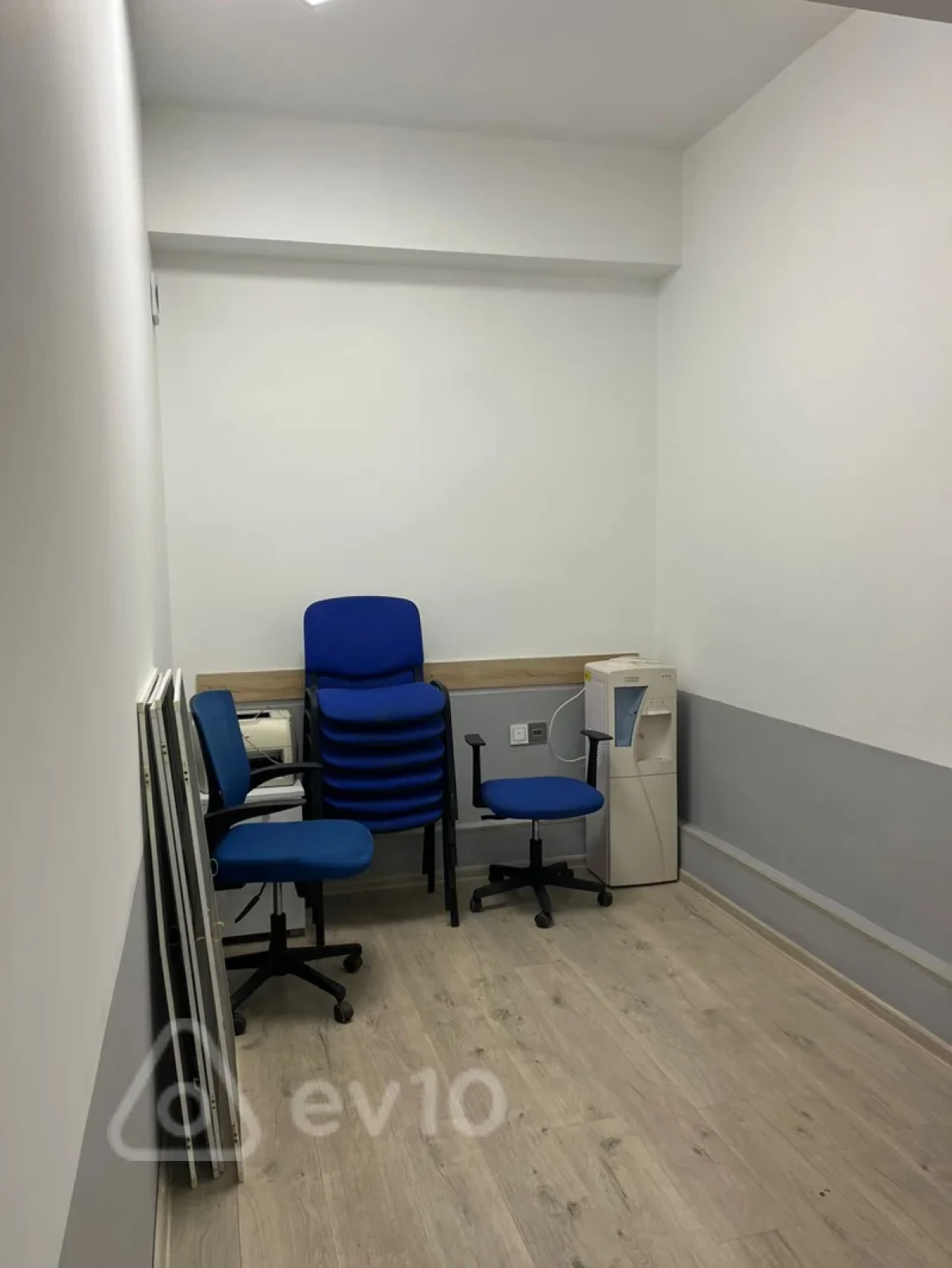 Kirayə verilir 3 otaqlı ofis 125 m²