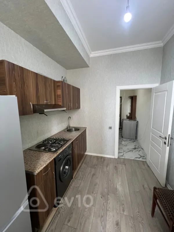 Kirayə verilir 2 otaqlı yeni tikili 60 m²