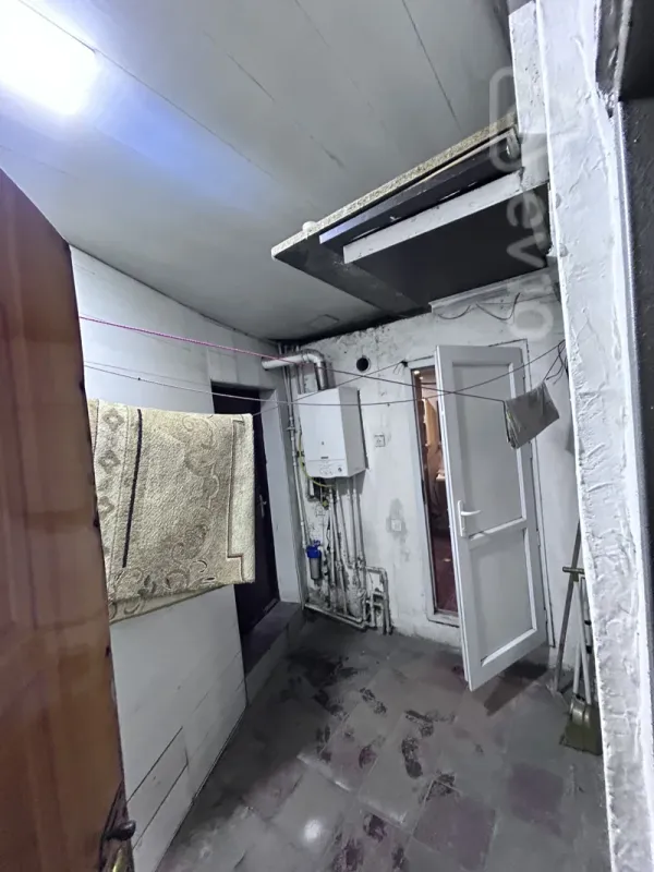 Kirayə verilir 2 otaqlı həyət evi 68 m²