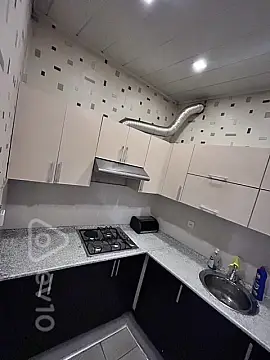 Kirayə verilir 2 otaqlı həyət evi 68 m²