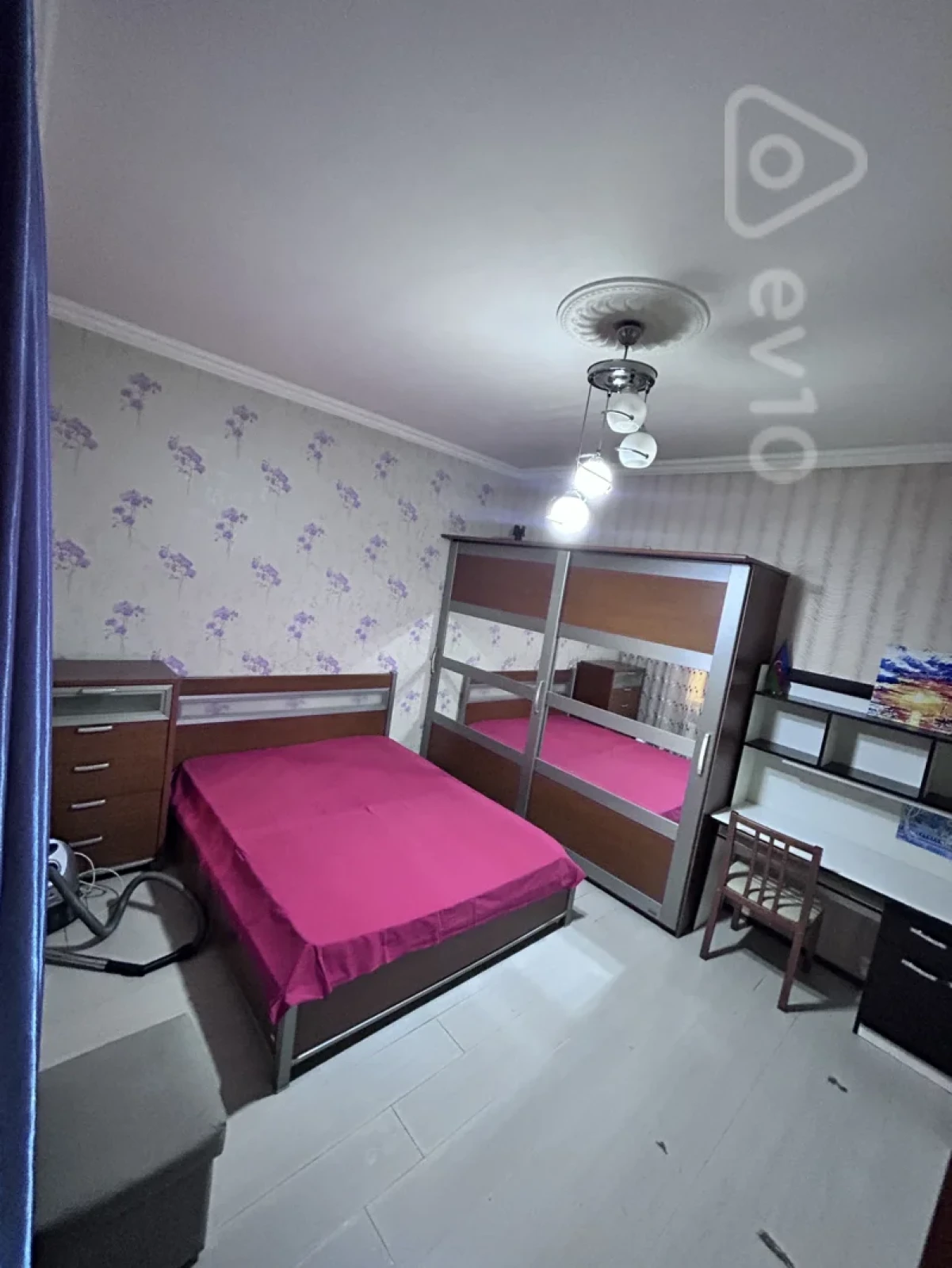 Kirayə verilir 2 otaqlı həyət evi 68 m²