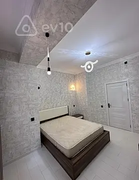 Kirayə verilir 2 otaqlı yeni tikili 55 m²