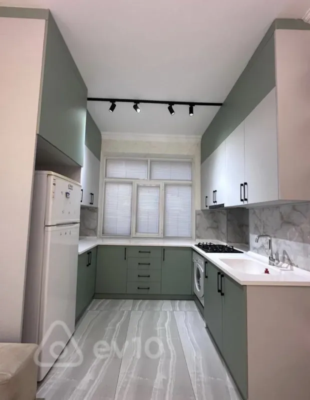 Kirayə verilir 2 otaqlı yeni tikili 55 m²