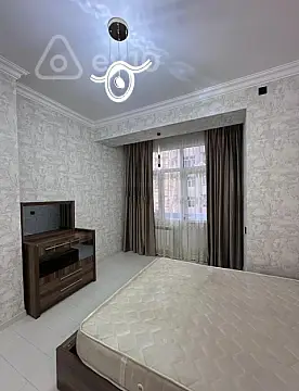 Kirayə verilir 2 otaqlı yeni tikili 55 m²