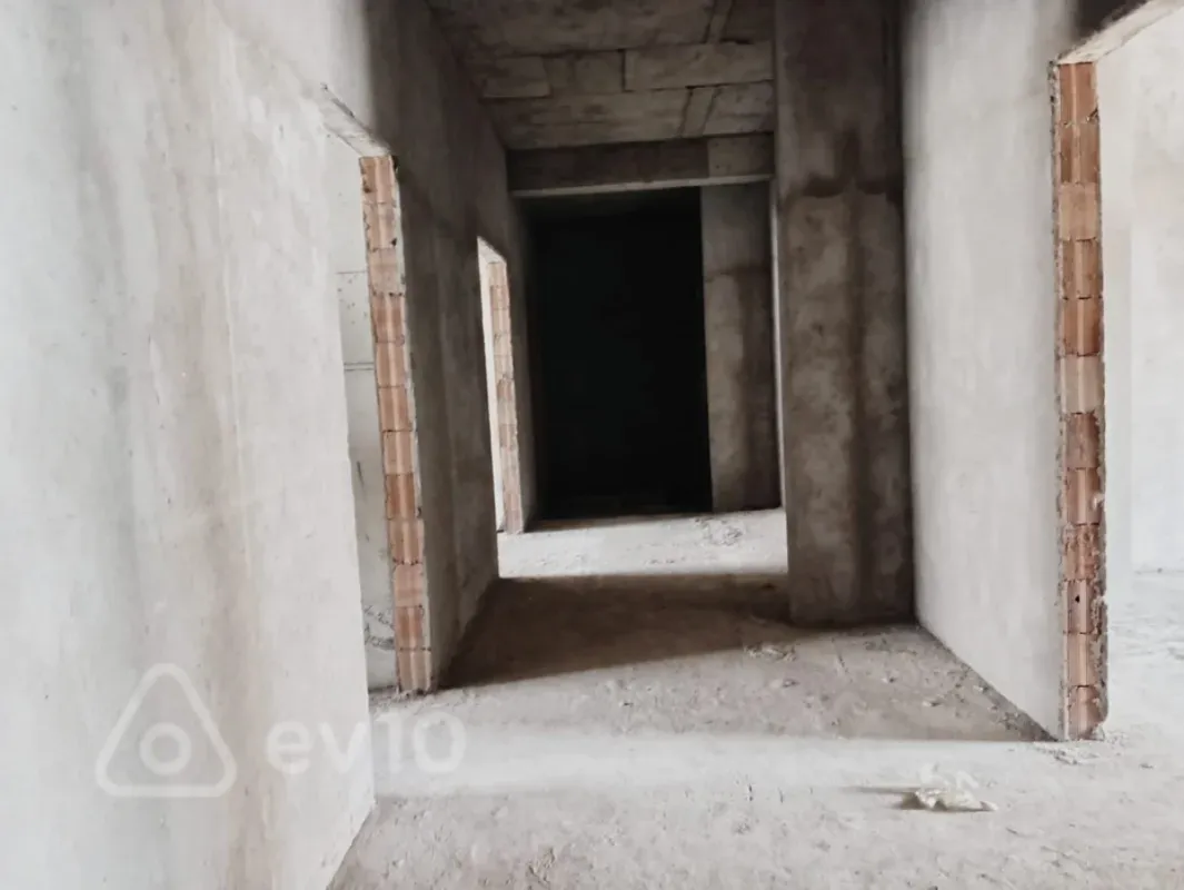 Kirayə verilir 4 otaqlı ofis 170 m²