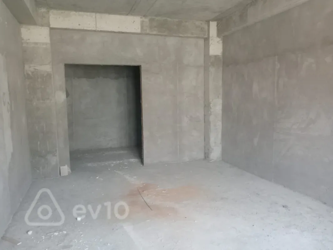 Kirayə verilir 4 otaqlı ofis 170 m²