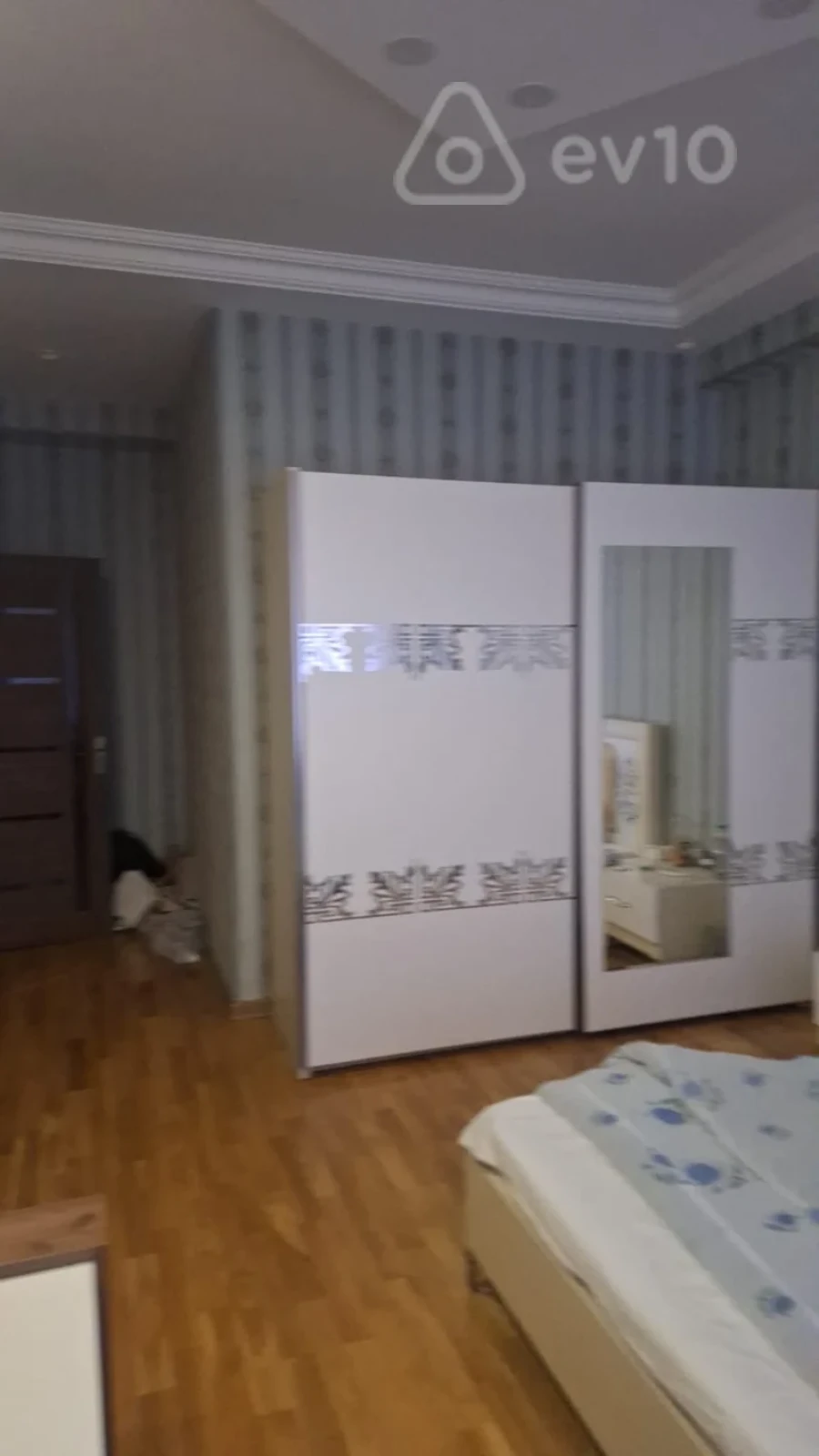 Satılır 3 otaqlı yeni tikili 105 m²