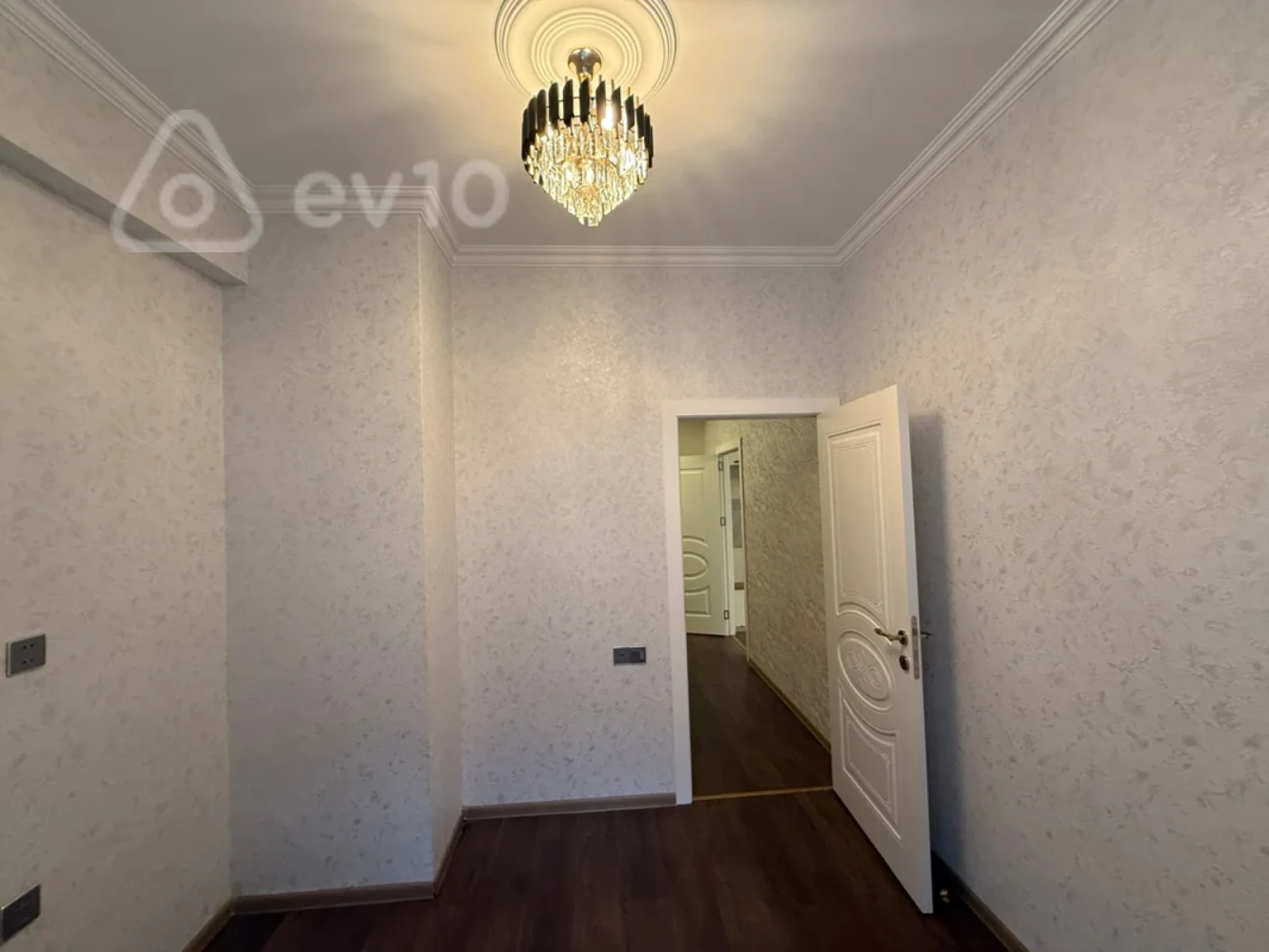 Kirayə verilir 2 otaqlı yeni tikili 48 m²
