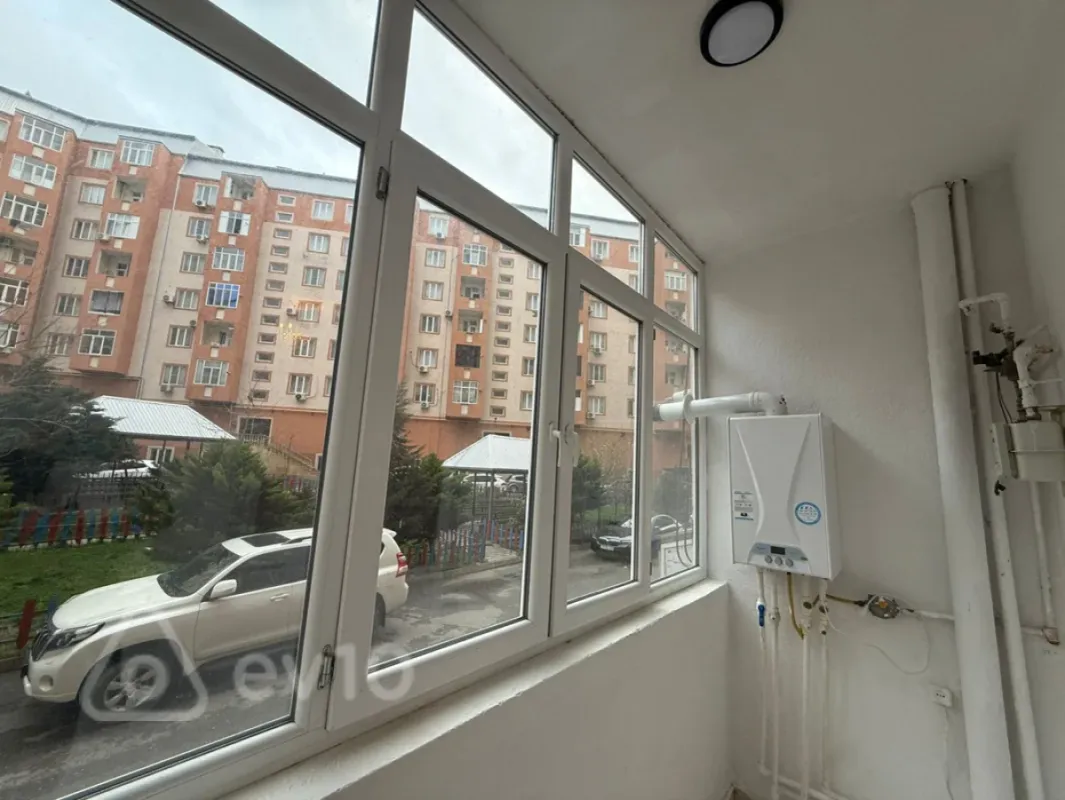 Kirayə verilir 2 otaqlı yeni tikili 48 m²