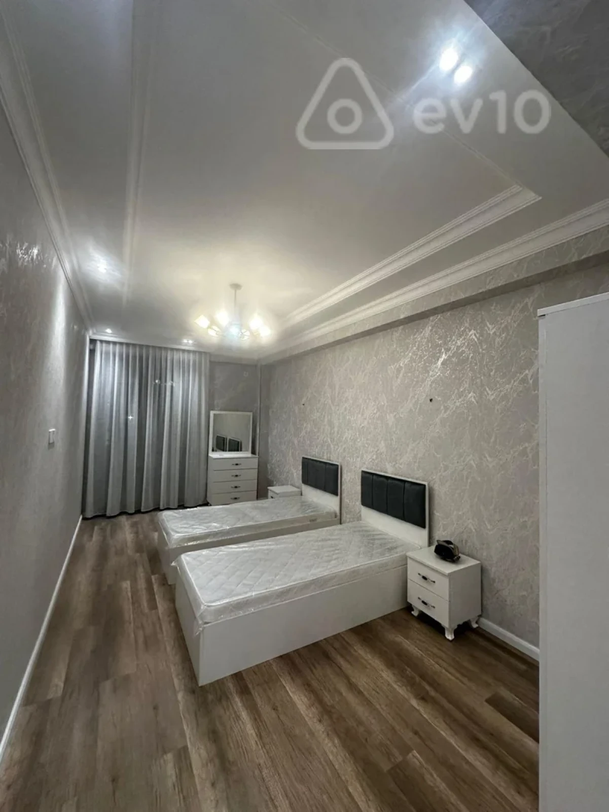 Kirayə verilir 3 otaqlı yeni tikili 115 m²