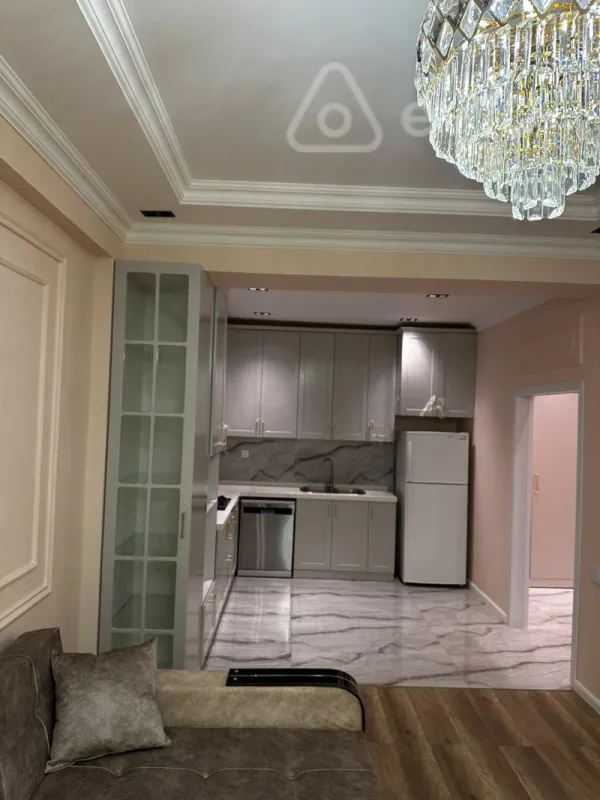 Kirayə verilir 3 otaqlı yeni tikili 115 m²