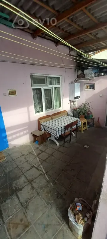 Satılır 3 otaqlı həyət evi 100 m²