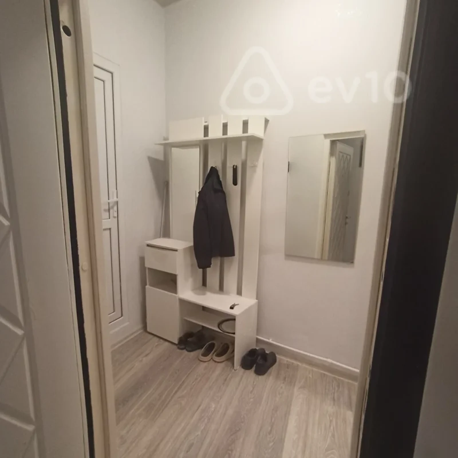 Kirayə verilir 2 otaqlı yeni tikili 45 m²
