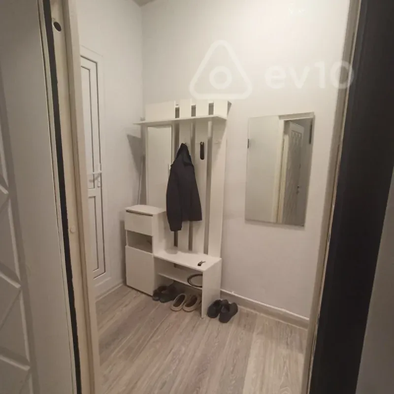 Kirayə verilir 2 otaqlı yeni tikili 45 m²