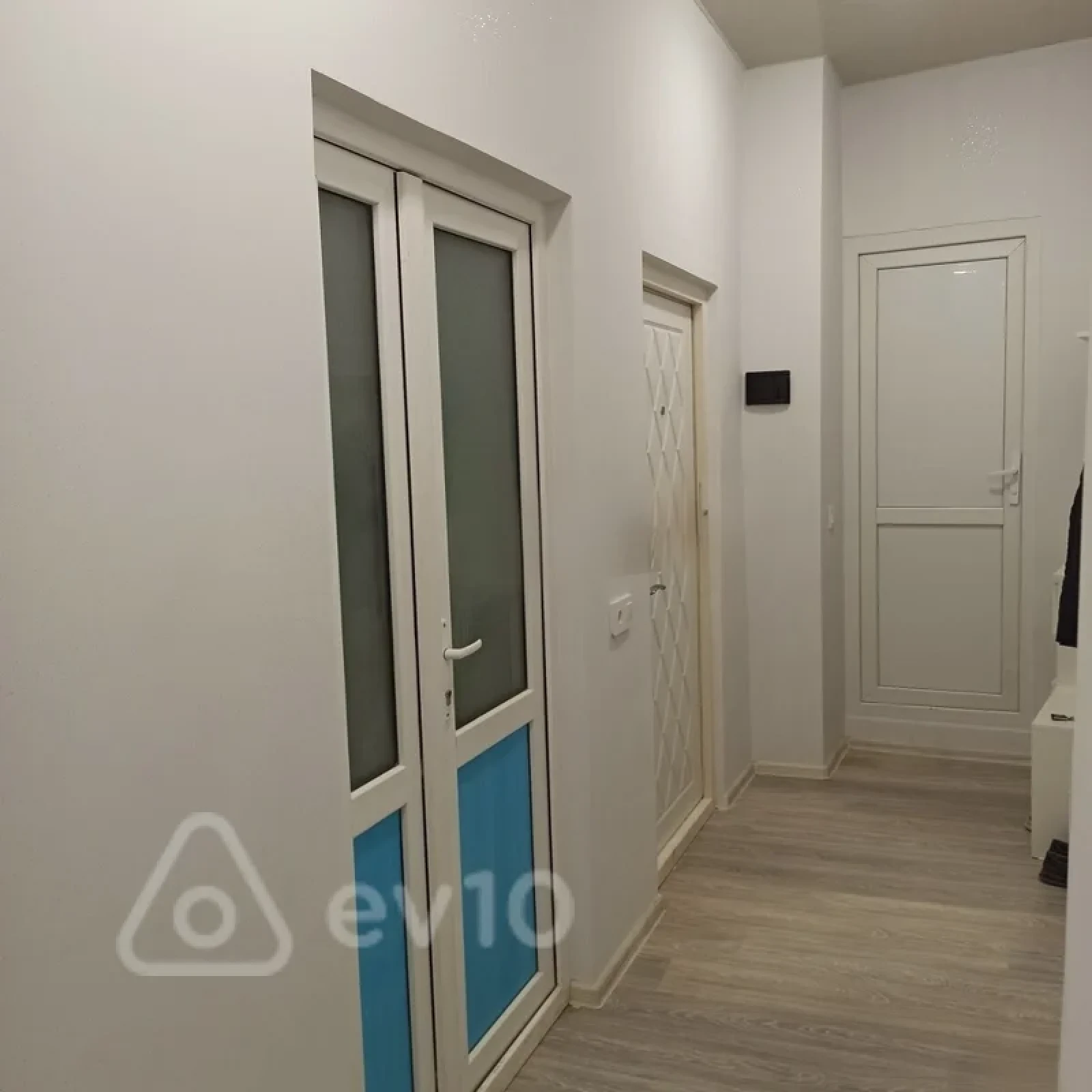 Kirayə verilir 2 otaqlı yeni tikili 45 m²