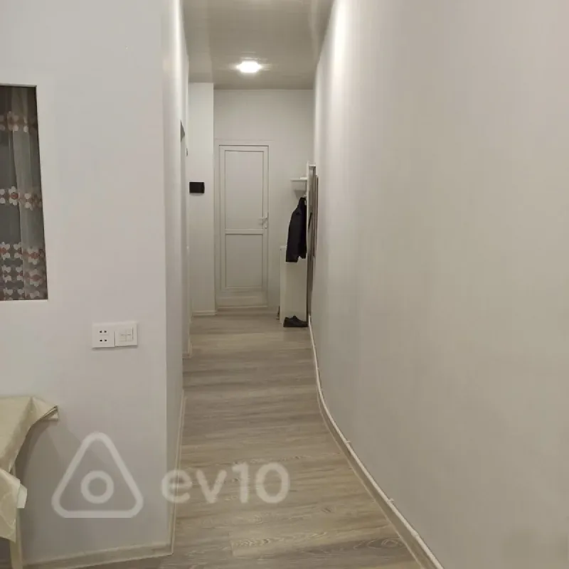 Kirayə verilir 2 otaqlı yeni tikili 45 m²