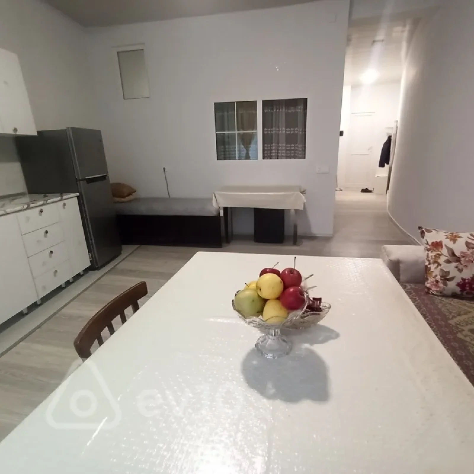Kirayə verilir 2 otaqlı yeni tikili 45 m²