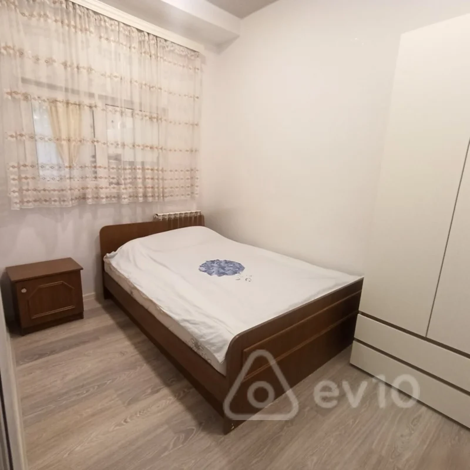 Kirayə verilir 2 otaqlı yeni tikili 45 m²