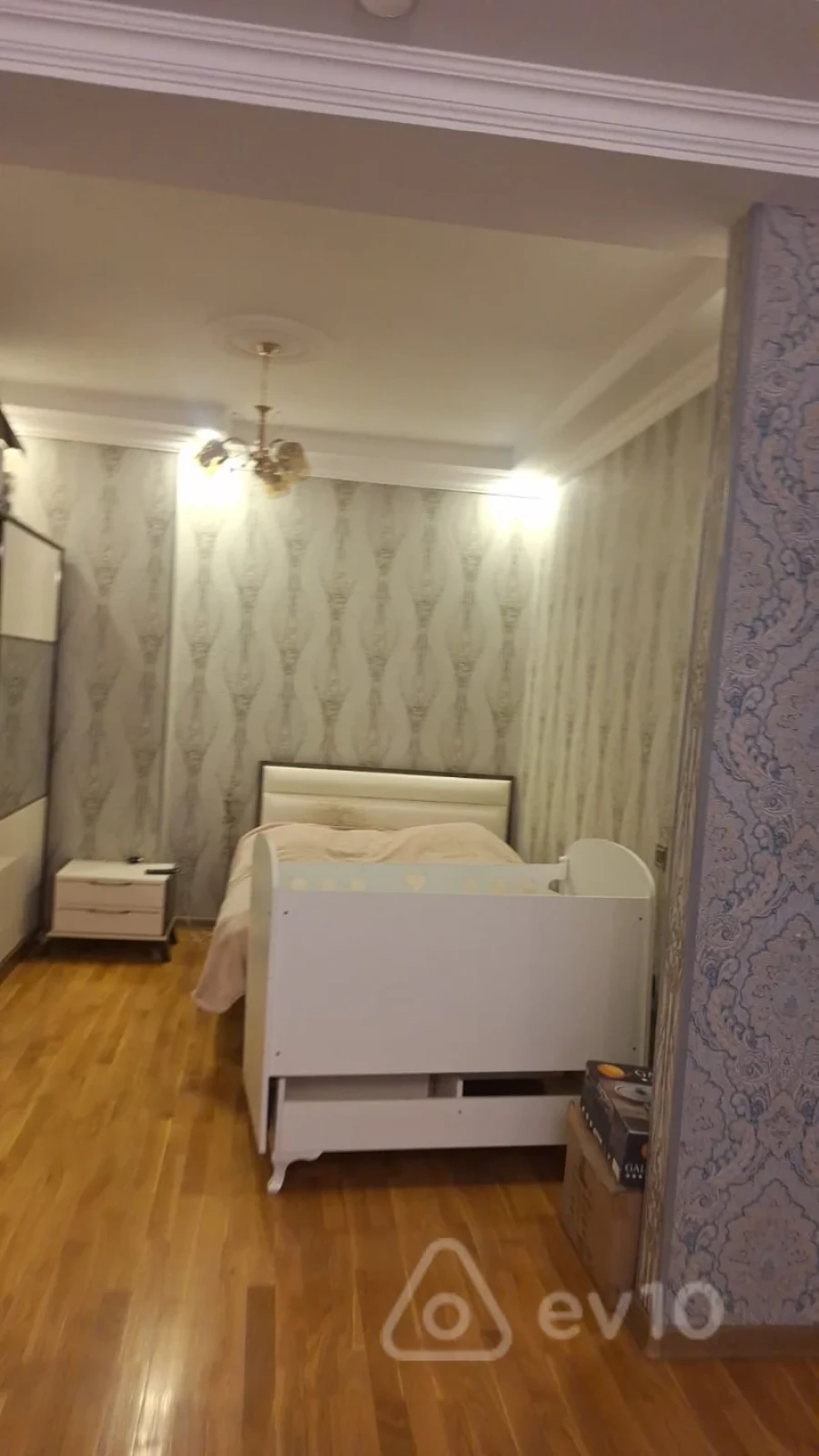 Satılır 3 otaqlı yeni tikili 105 m²