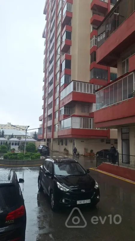 Satılır 3 otaqlı yeni tikili 105 m²