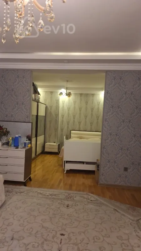Satılır 3 otaqlı yeni tikili 105 m²
