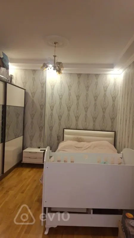 Satılır 3 otaqlı yeni tikili 105 m²