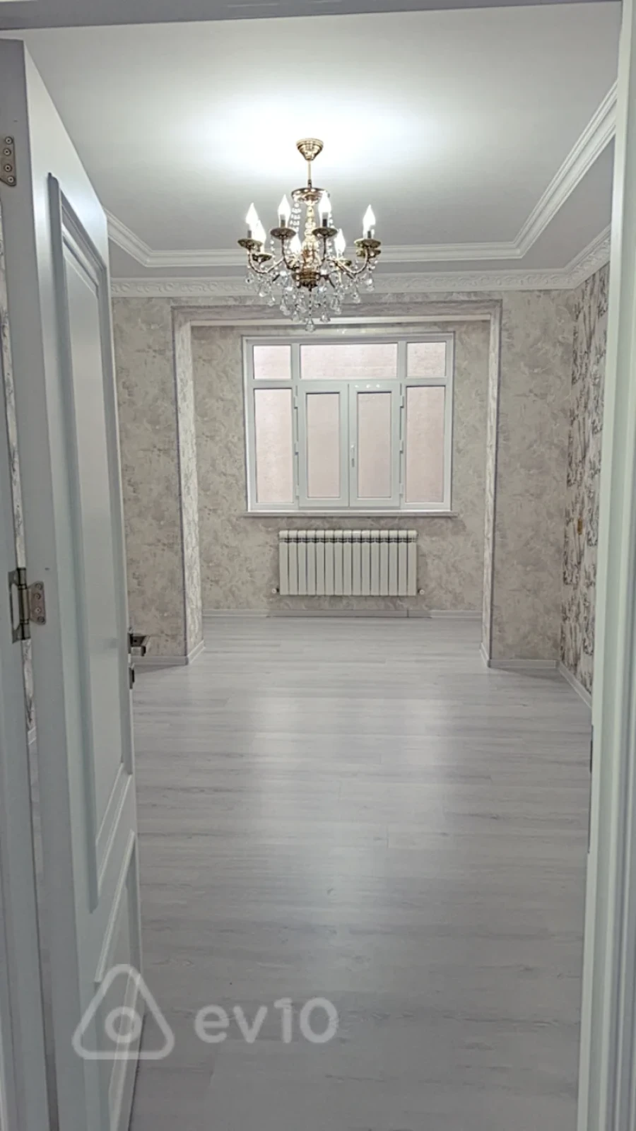 Satılır 5 otaqlı köhnə tikili 111 m²