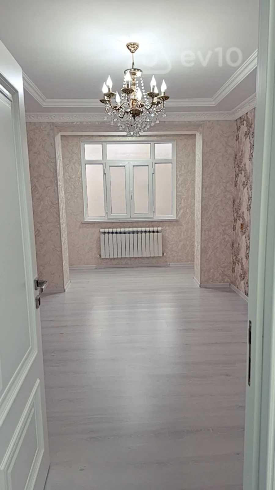 Satılır 5 otaqlı köhnə tikili 111 m²