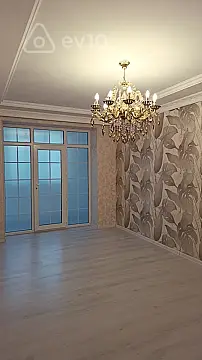 Satılır 5 otaqlı köhnə tikili 111 m²