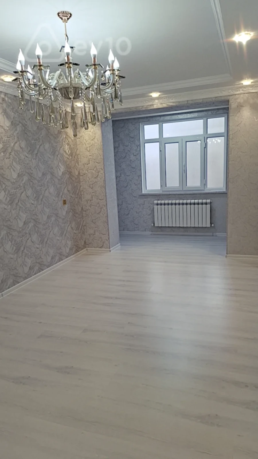 Satılır 5 otaqlı köhnə tikili 111 m²