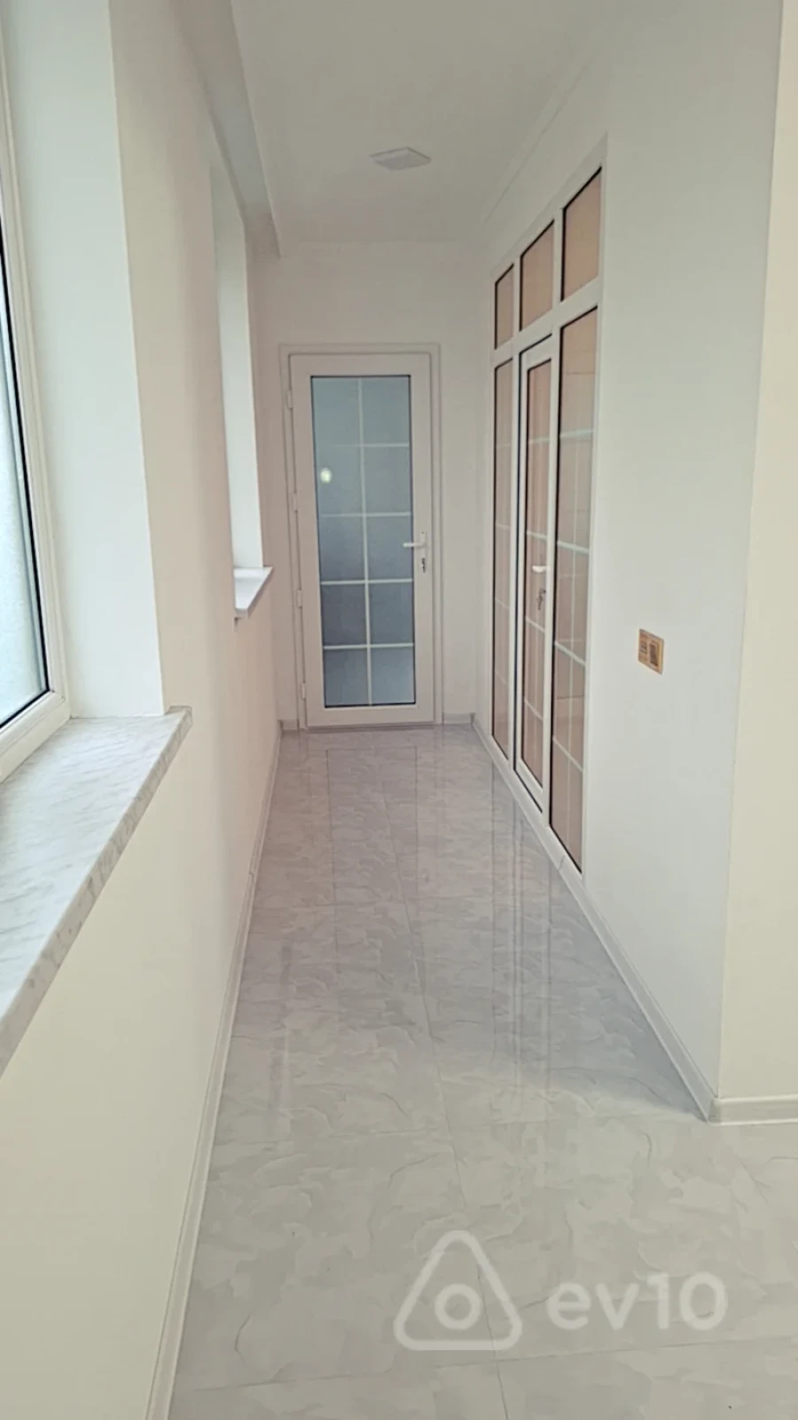 Satılır 5 otaqlı köhnə tikili 111 m²