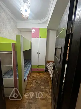 Kirayə verilir 3 otaqlı yeni tikili 95 m²
