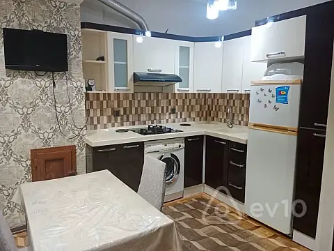 Kirayə verilir 3 otaqlı yeni tikili 95 m²